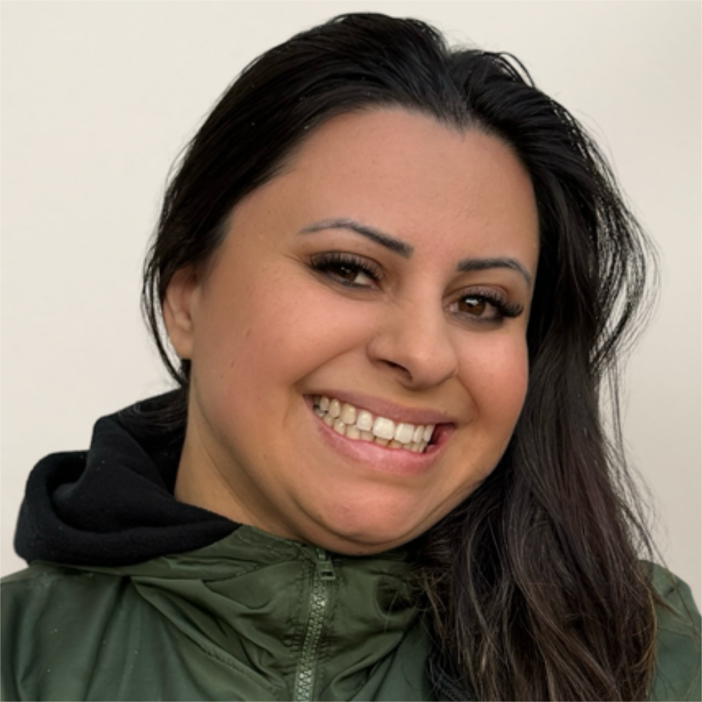 Nós facilitamos suas viagens! Gislaine Machado da Silva 