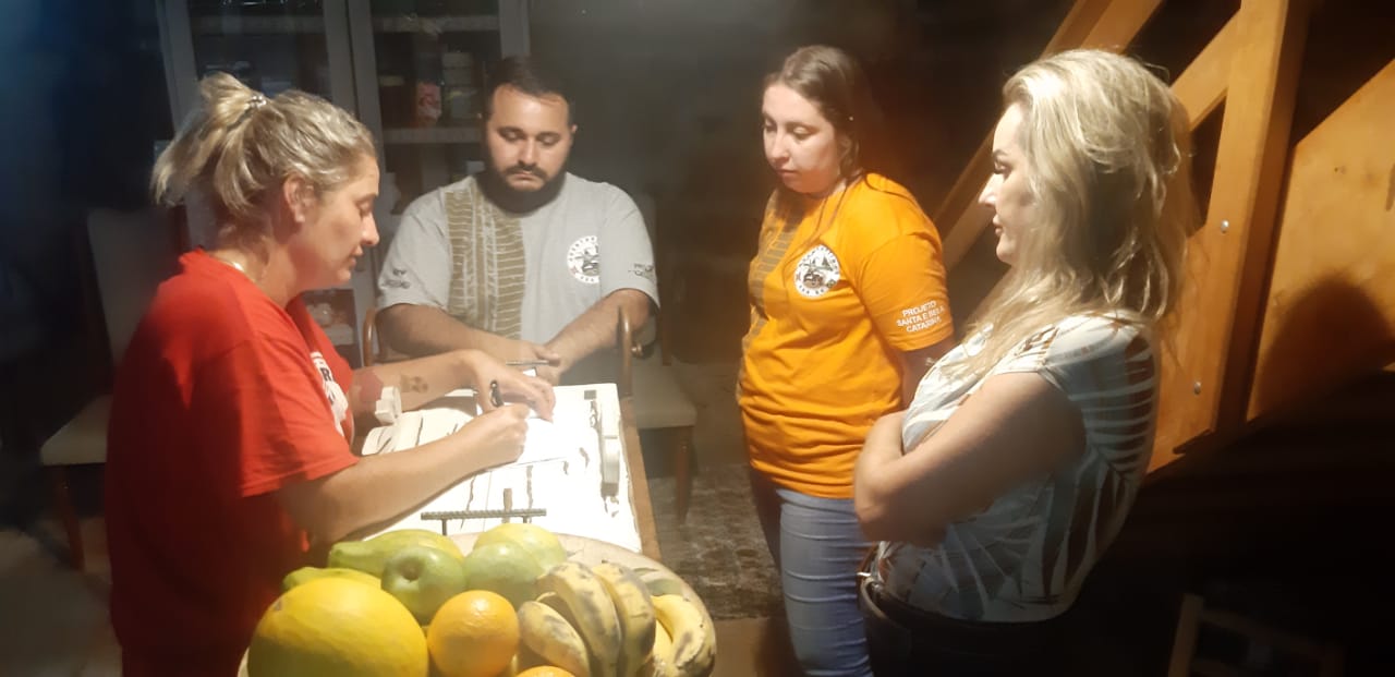 
									Neste encontro foi realizada também a gravação do programa piloto “Turismo & Desenvolvimento” 
									Empresa de Blumenau organizará  expedições  de 4x4 em Lages  - 
									Neste encontro foi realizada também a gravação do programa piloto “Turismo & Desenvolvimento” 
									12/01/2022 15:35:49								