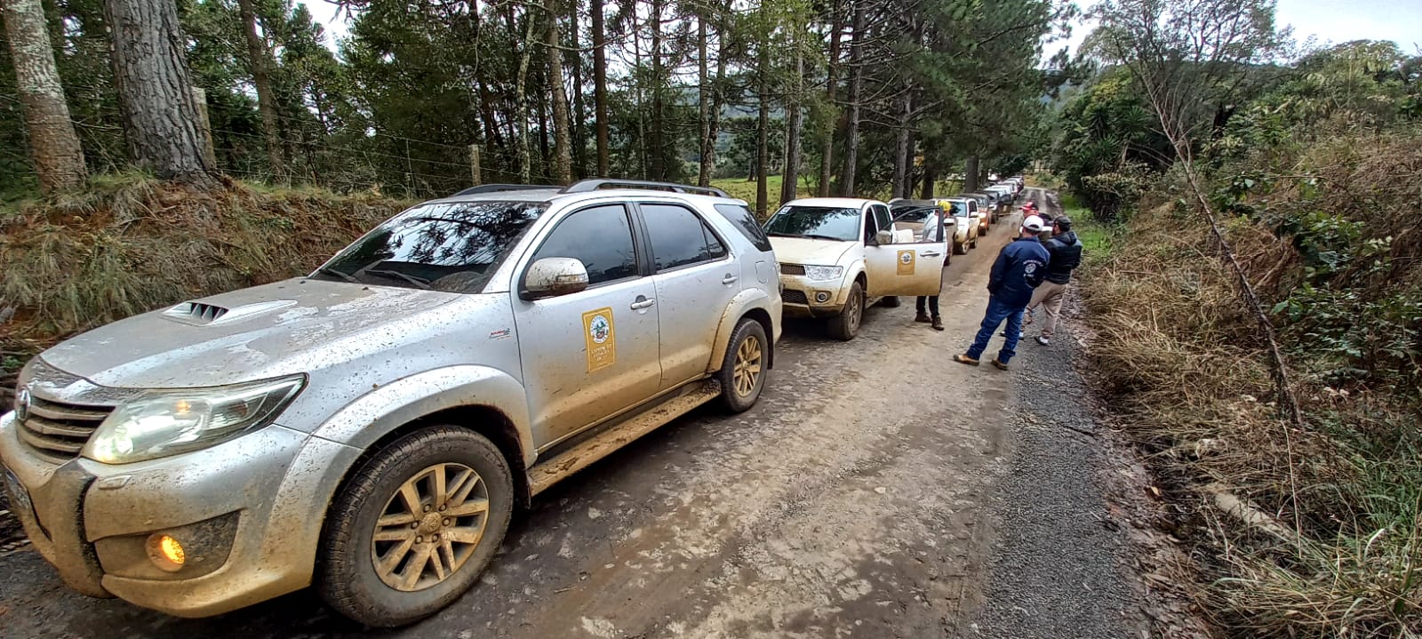 
									Off Road  na Coxilha Rica e Pedras Brancas 
									Turismo: temporada de Inverno inicia com movimento intenso de carros 4x4 na Coxilha Rica - 
									O turismo de experiência e aventura, na Coxilha Rica, neste fim de semana contou com comboio de mais de 20 carros de turistas de Florianópolis, Blumenau, Curitiba, Joinville, Brusque, São José, Ituporanga e Alfredo Wagner 
									28/06/2022 09:07:56								