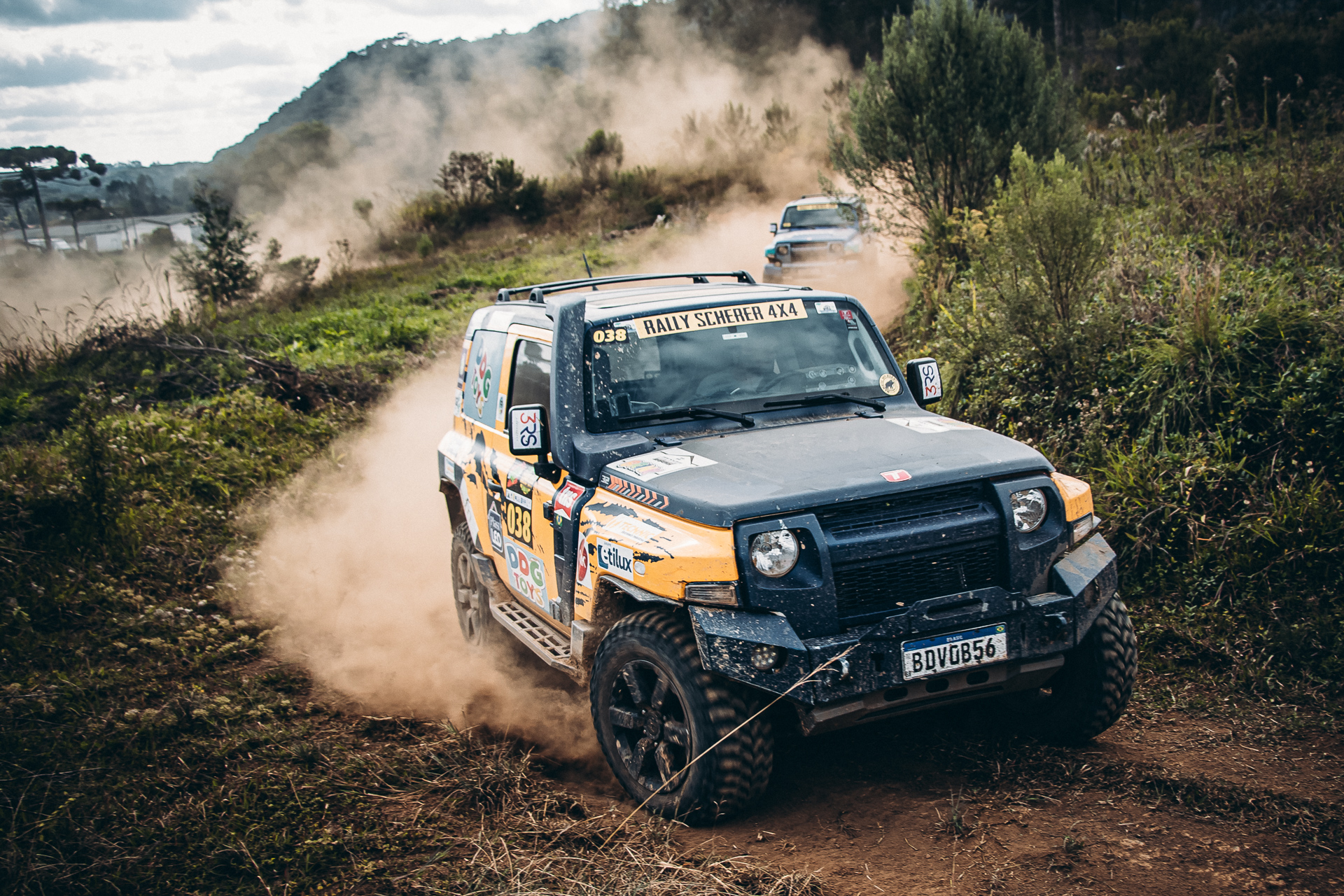 
									Fotos  Catarinenense de Rally Scherer 4x 
									Lages fecha em grande estilo o Catarinense de Rally Scherer 4x4 - 
									Município serrano desafiou pilotos e navegadores com percurso variado por estradas vicinais. Categoria Cidade, para novos competidores, também trouxe de volta um destaque da velha guarda 
									07/12/2023 17:38:08								