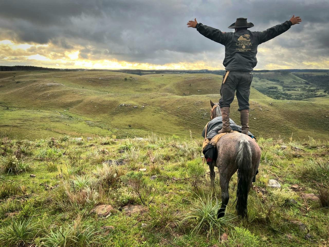 Cavalgada Entre Orejas | 